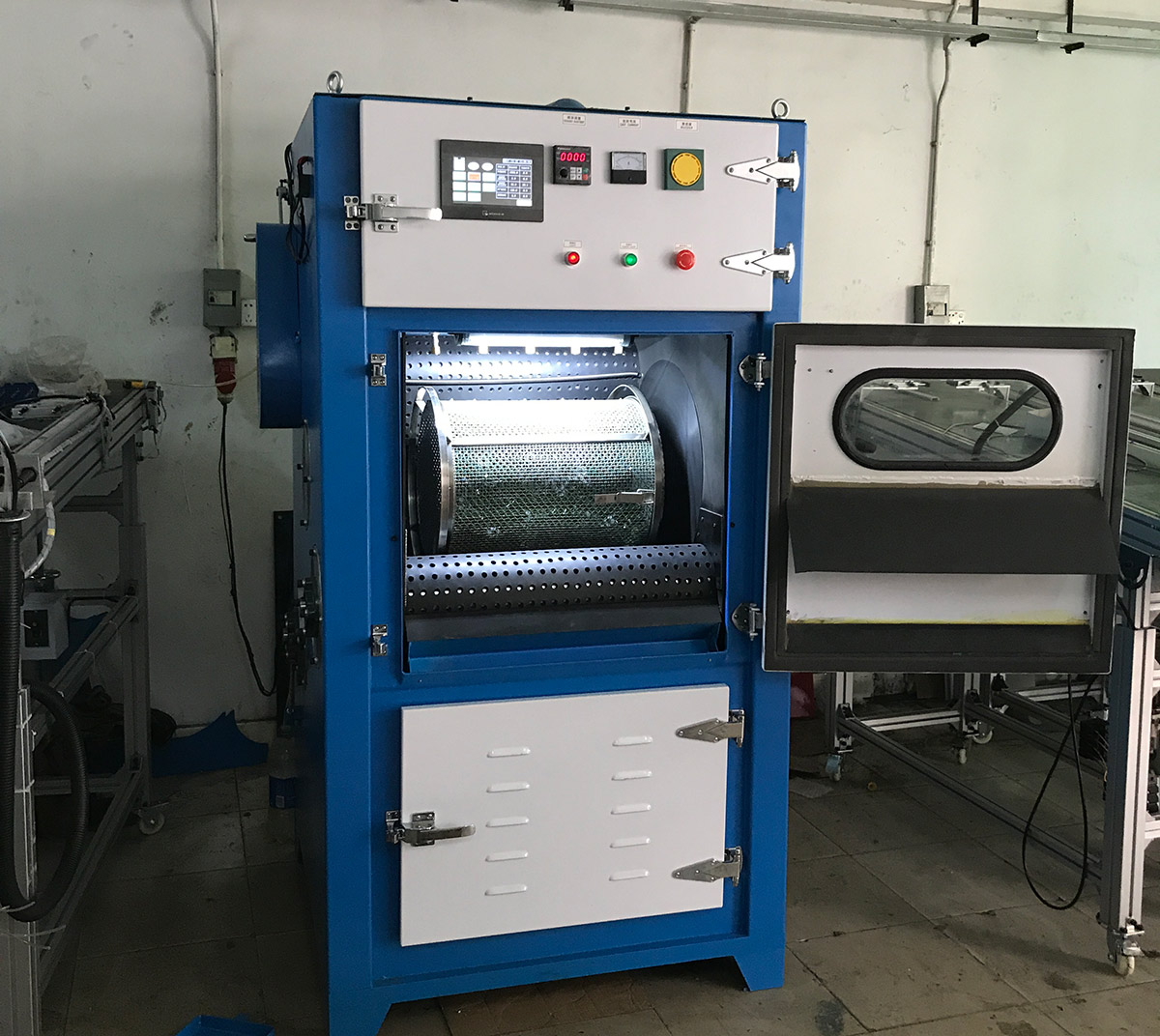 深圳百超機械滾筒自動噴砂機設備